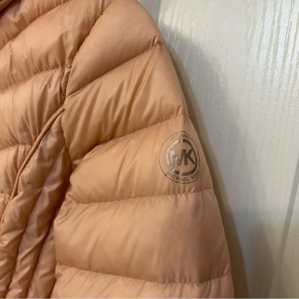 Michael Kors Quilted Packable Down Fill Coat w/ removable hood in Pink Size S